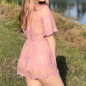 Women’s Elegant Pink Mesh and Lace Romper Sz M